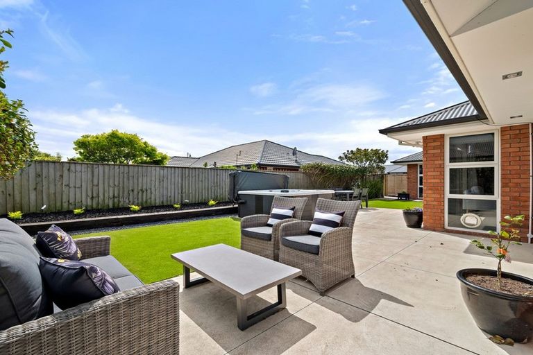Photo of property in 2 Ambrosia Lane, Aidanfield, Christchurch, 8025