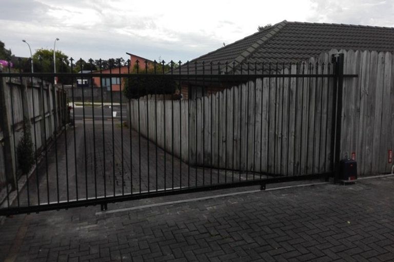 Photo of property in 128 Kilkenny Drive, East Tamaki Heights, Auckland, 2016