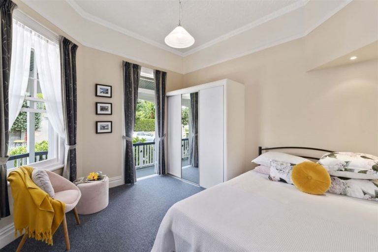 Photo of property in 36 Church Street, Devonport, Auckland, 0624