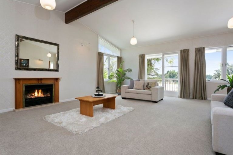 Photo of property in 86 Braid Road, St Andrews, Hamilton, 3200