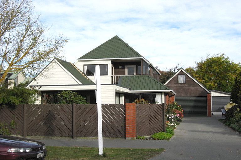 Photo of property in 27 Wadeley Road, Ilam, Christchurch, 8041