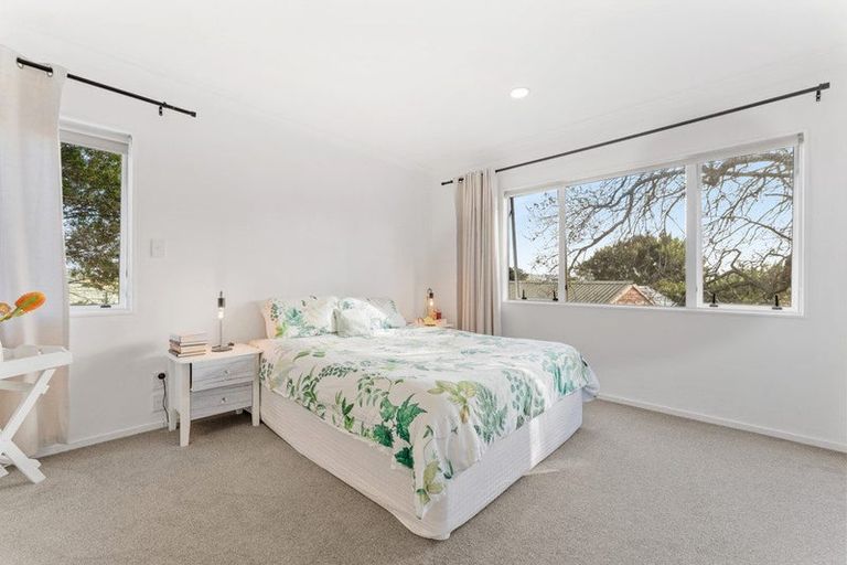 Photo of property in 23d Jelas Road, Red Beach, 0932