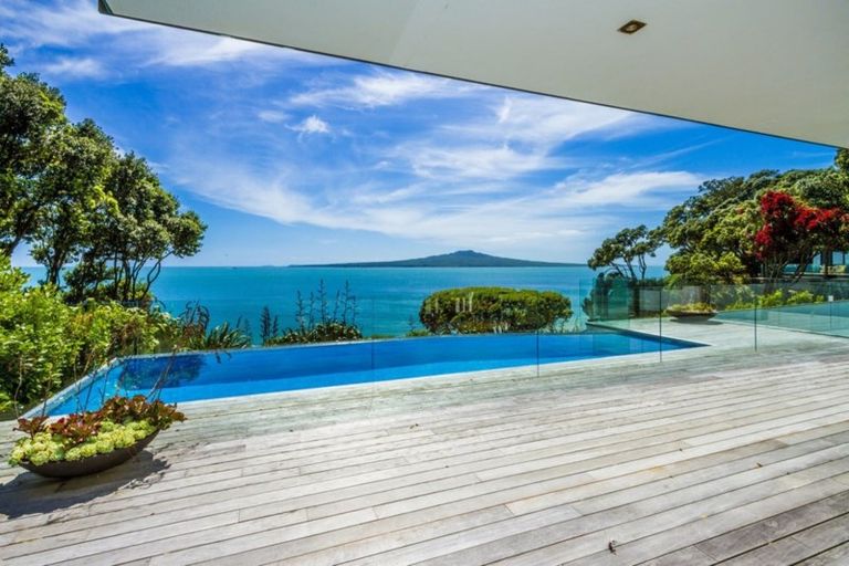 Photo of property in 1b Clifton Road, Hauraki, Auckland, 0622