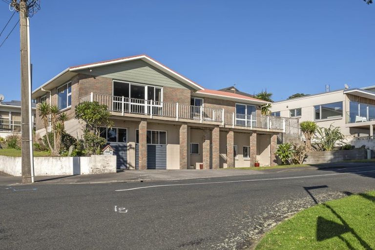 Photo of property in 2 Hobson Street, New Plymouth, 4312