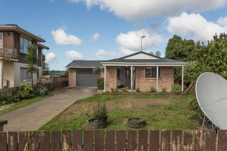 Photo of property in 372 Swanson Road, Ranui, Auckland, 0612
