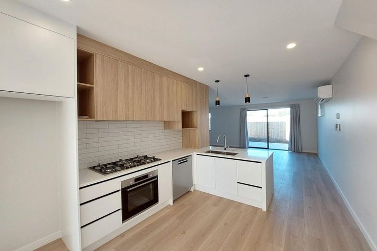 Photo of property in 35 Porowha Road, Westgate, Auckland, 0814