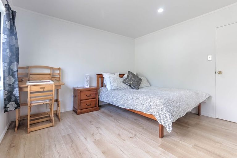 Photo of property in 2/134 Birkenhead Avenue, Birkenhead, Auckland, 0626