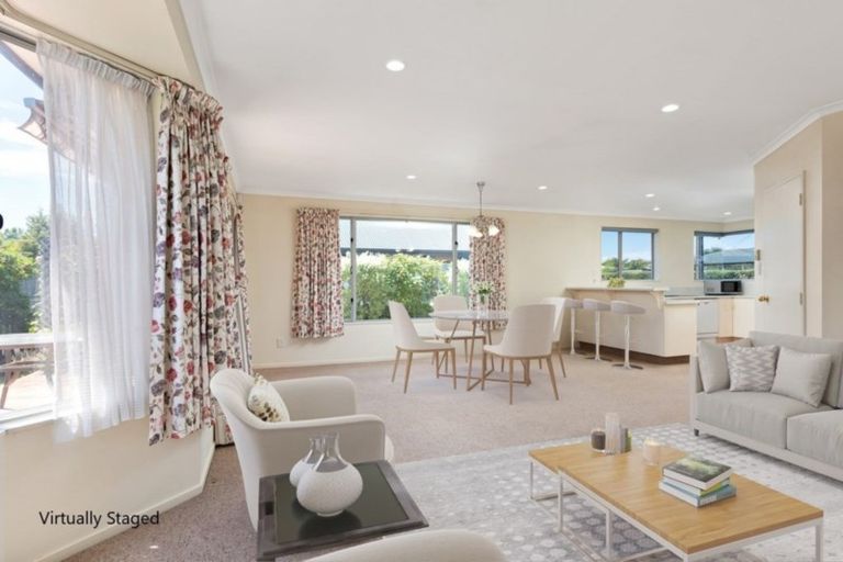 Photo of property in 114 Charles Street, Blenheim, 7201