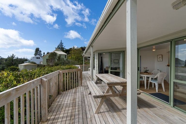Photo of property in 52 Hinemoa Terrace, Tairua, 3508
