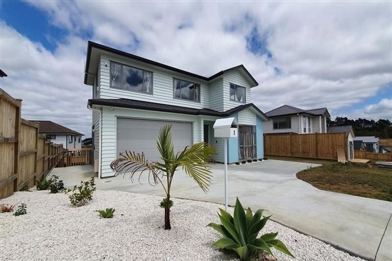 Photo of property in 3 Tautoru Avenue, Orewa, 0931