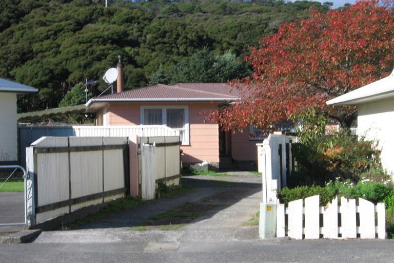 Photo of property in 20 Rakaia Grove, Wainuiomata, Lower Hutt, 5014