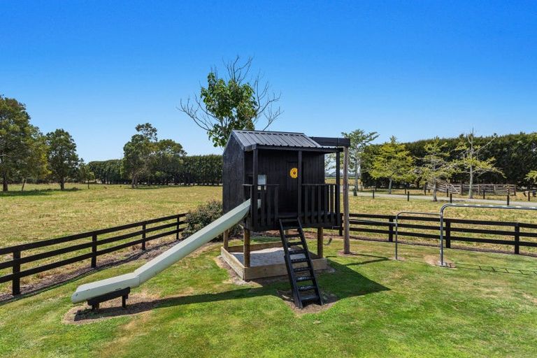 Photo of property in 27 Putiki Road, Edgecumbe, Whakatane, 3193