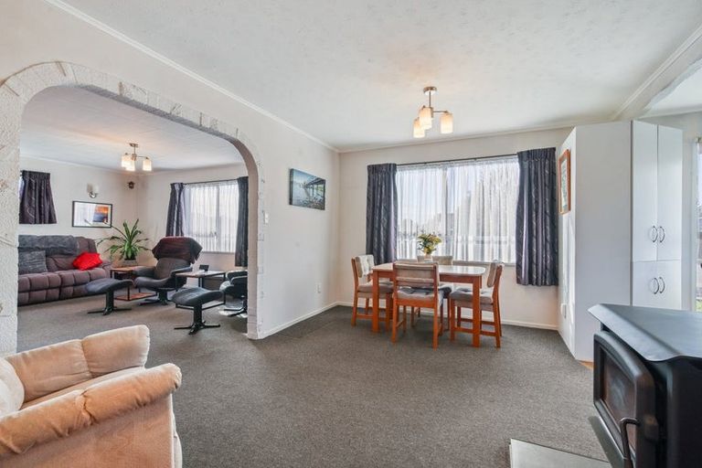 Photo of property in 25 Burnett Street, Oxford, 7430