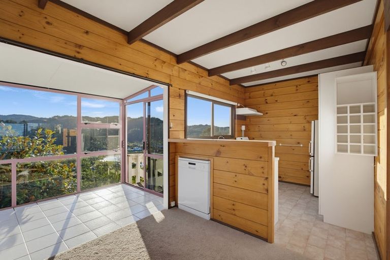 Photo of property in 4 Ridge Road, Tairua, 3508