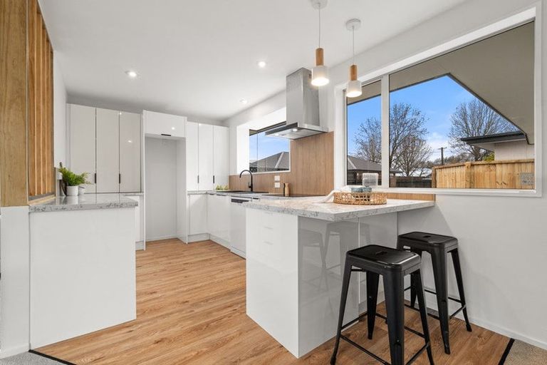 Photo of property in 12b Mary Street, Papanui, Christchurch, 8053