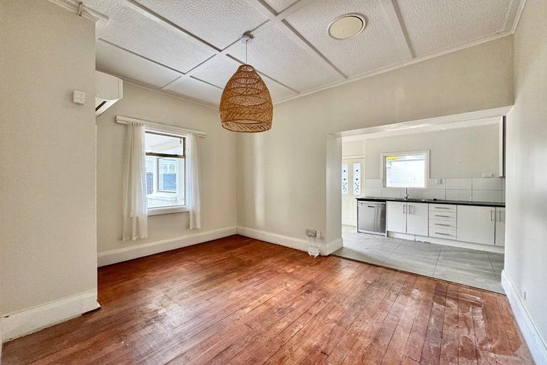 Photo of property in 2/15 James Road, Manurewa, Auckland, 2102