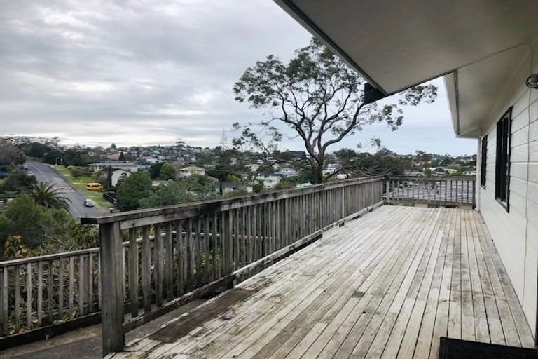 Photo of property in 2/60 Sycamore Drive, Sunnynook, Auckland, 0620