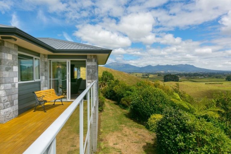 Photo of property in 169 King Road, Inglewood, 4386