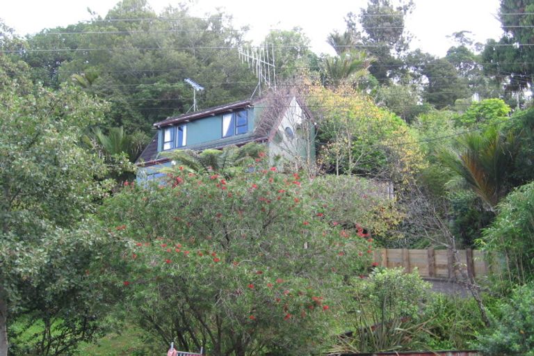 Photo of property in 181 Woodlands Park Road, Titirangi, Auckland, 0604