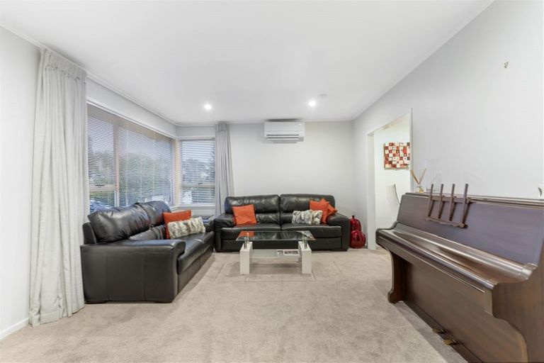 Photo of property in 11 Carina Crescent, Torbay, Auckland, 0630