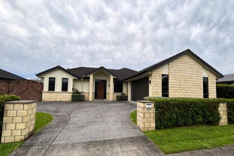 Photo of property in 16 Moonlight Drive, Rototuna North, Hamilton, 3210