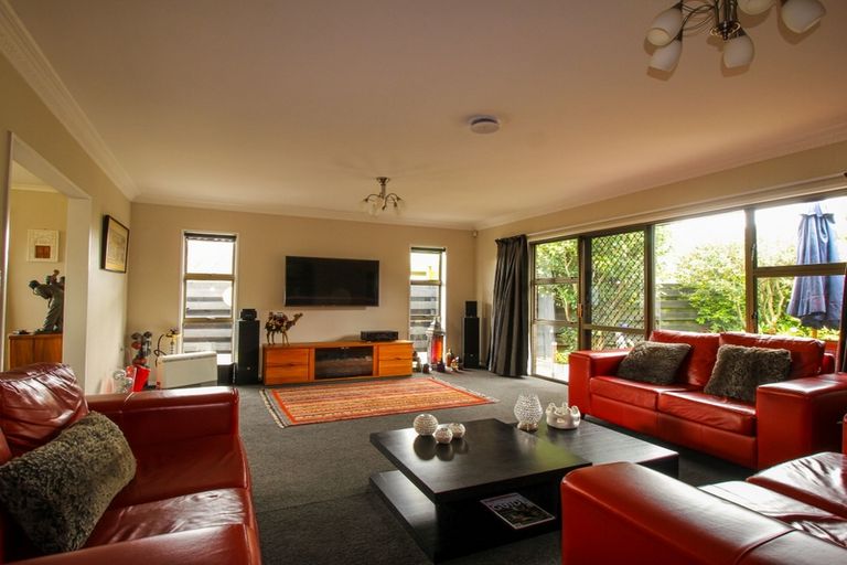 Photo of property in 24 Havill Street, Takaro, Palmerston North, 4410