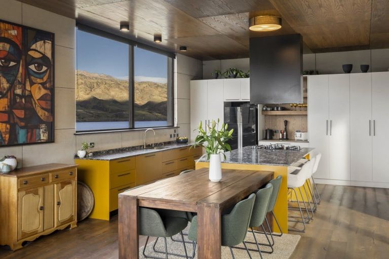 Photo of property in 335a Luggate-cromwell Road, Lowburn, Cromwell, 9384