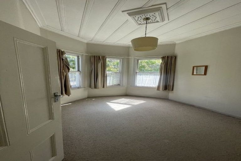 Photo of property in 70a Valley Road, Paraparaumu, 5032