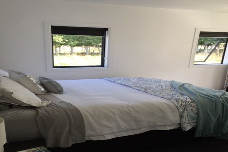 Photo of property in 60 Lathrope Road, Kumeu, 0892