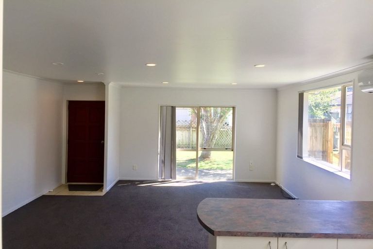 Photo of property in 28a Kayes Road, Pukekohe, 2120