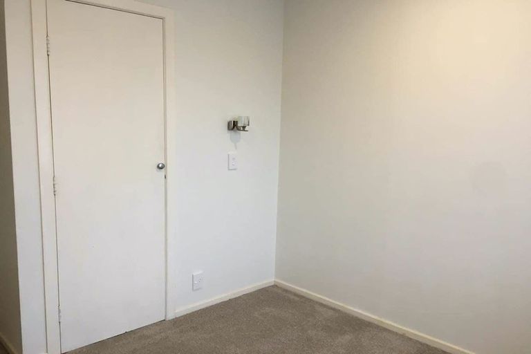 Photo of property in 127 Major Drive, Kelson, Lower Hutt, 5010