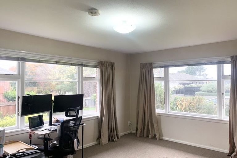 Photo of property in 52 Arthur Street, Upper Riccarton, Christchurch, 8041