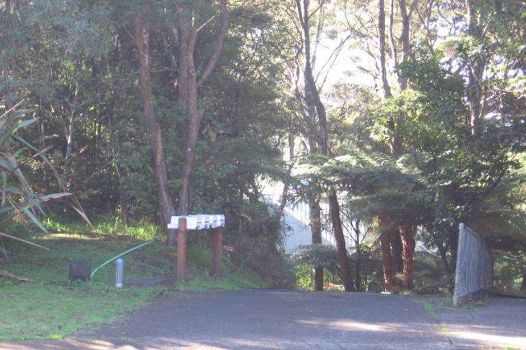 Photo of property in 21 Karapiti Place, Glen Eden, Auckland, 0602