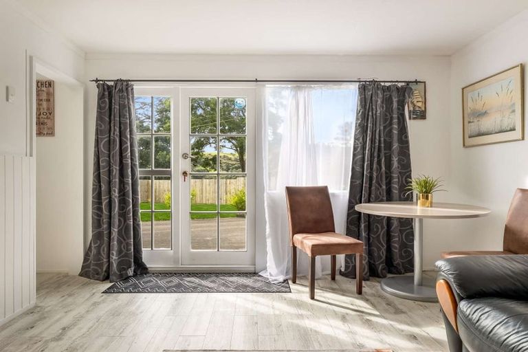 Photo of property in 318 Inland Road, Helensville, 0875