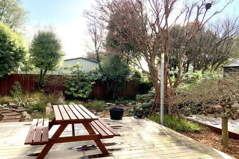 Photo of property in 28 Ryeland Avenue, Ilam, Christchurch, 8041