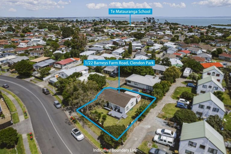 Photo of property in 1/22 Barneys Farm Road, Clendon Park, Auckland, 2103