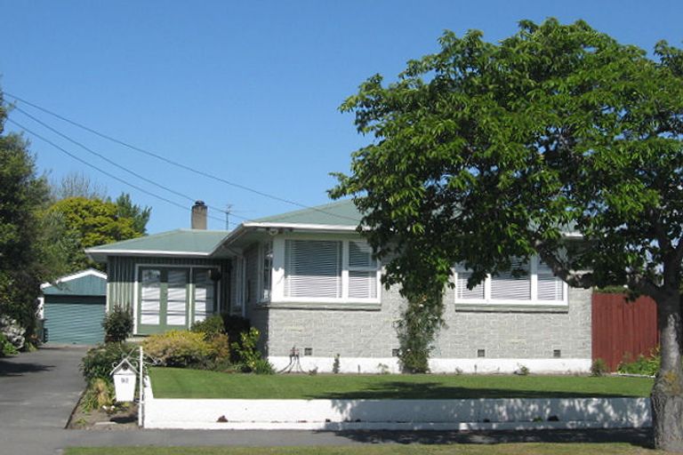 Photo of property in 92 Cotswold Avenue, Bishopdale, Christchurch, 8053