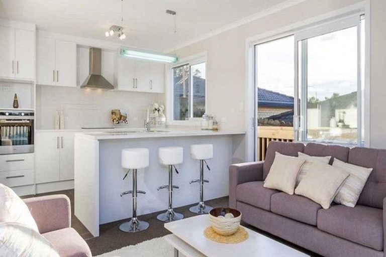 Photo of property in 125b Sturges Road, Henderson, Auckland, 0612