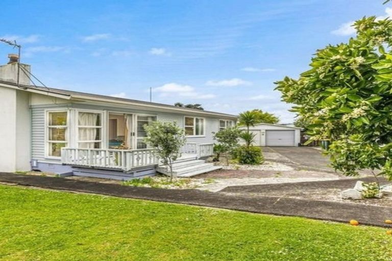 Photo of property in 5 Cotton Place, Opaheke, Papakura, 2113