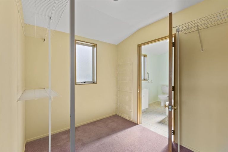 Photo of property in 11 Kaikomako Place, Cass Bay, Lyttelton, 8082