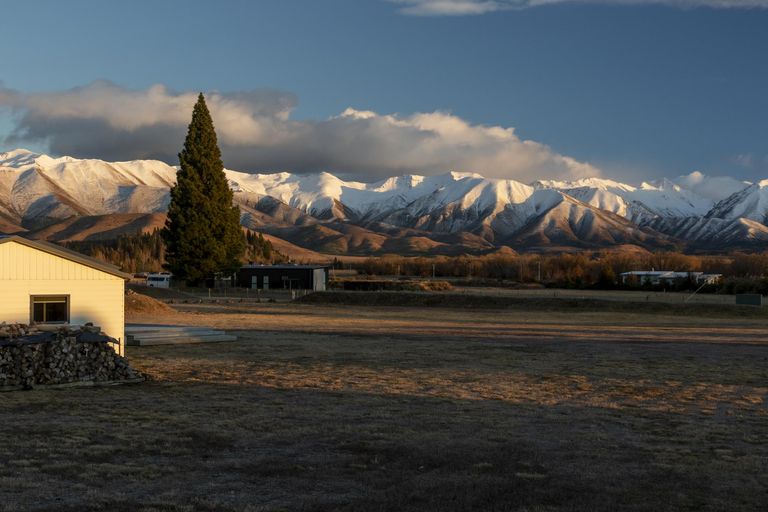 Photo of property in 23 Old Glen Lyon Road, Twizel, 7901