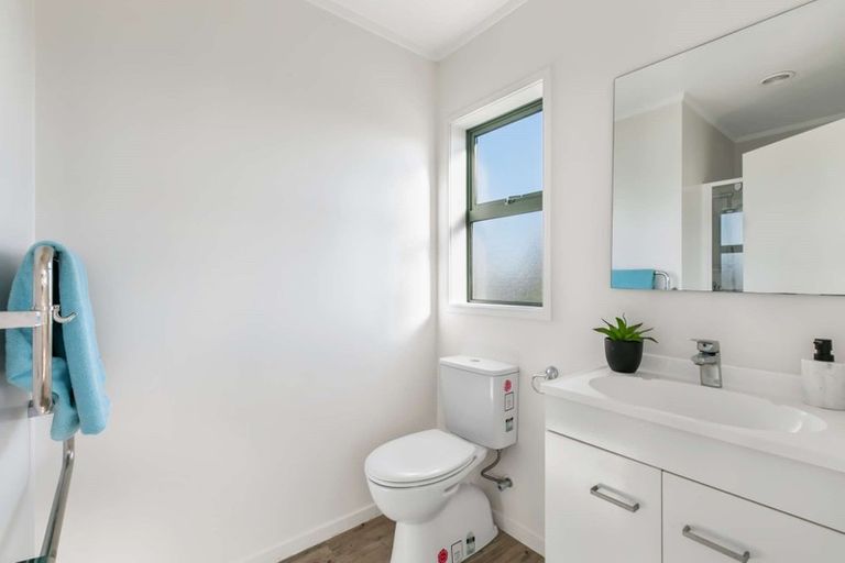 Photo of property in 32 Riverhaven Drive, Wade Heads, Whangaparaoa, 0932