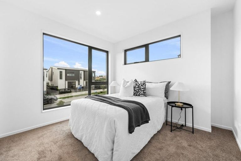 Photo of property in 192 Henwood Road, Westgate, 0814