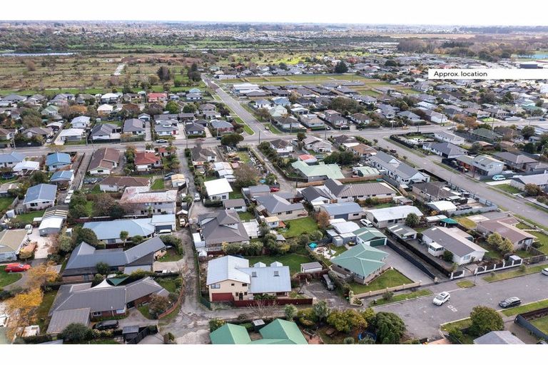 Photo of property in 142 Bower Avenue, New Brighton, Christchurch, 8083