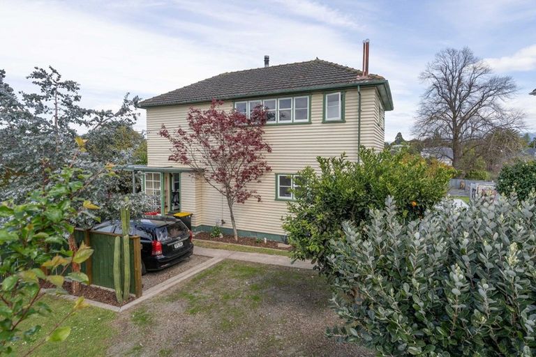 Photo of property in 3 Stamford Place, Lansdowne, Masterton, 5810