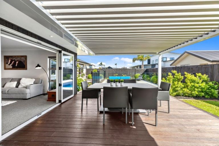 Photo of property in 32 Montiicola Drive, Papamoa Beach, Papamoa, 3118