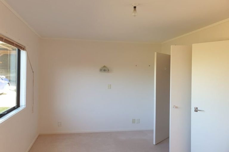 Photo of property in 104 Cemetery Road, Wainui, Silverdale, 0992