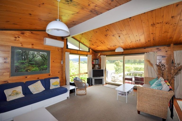 Photo of property in 19 Winderton Way, Pauanui, Hikuai, 3579