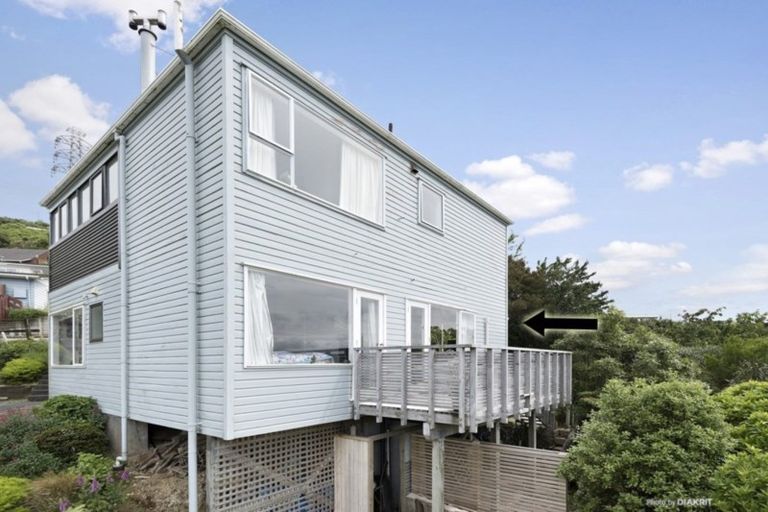 Photo of property in 3a Chancellor Way, Crofton Downs, Wellington, 6035