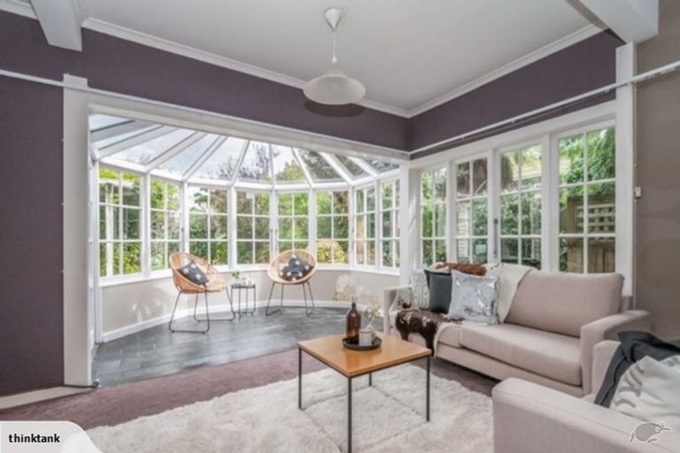 Photo of property in 70 Knights Road, Hutt Central, Lower Hutt, 5010